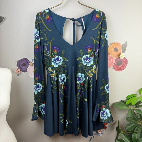 Free People Floral Keyhole Bell Sleeve Dress - Size - Small - Picture 1 of 6